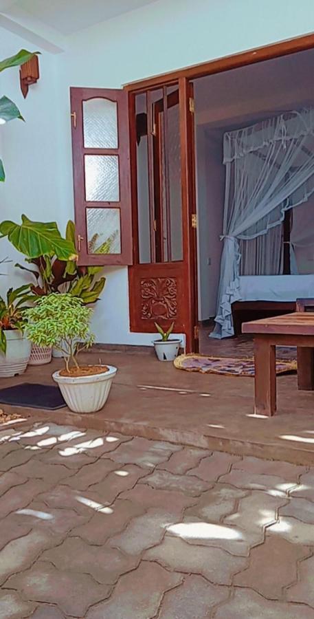 Shady Edge Otel Unawatuna Dış mekan fotoğraf