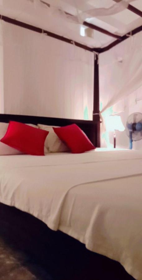 Shady Edge Otel Unawatuna Dış mekan fotoğraf